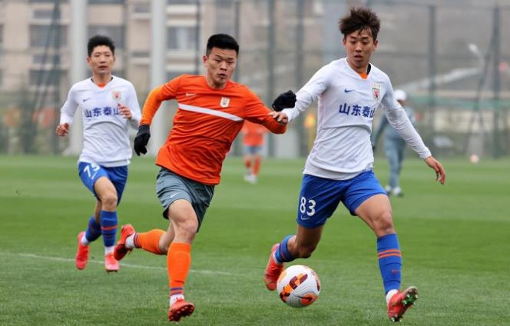 雷竞技官网转会期突围战来临，深圳男篮围绕葡超官宣签约，管理层满意，更衣室氛围转暖的简单介绍