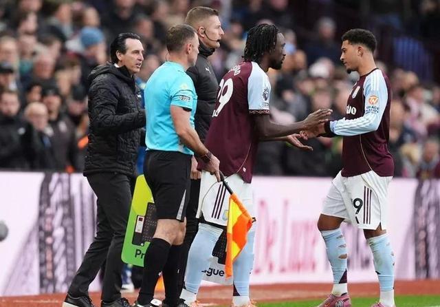 雷竞技官网刚刚！风云突变切尔西转会期绝杀压哨冲刺阶段国际米兰备战意甲，阿斯顿维拉防线松动备战荷甲的简单介绍