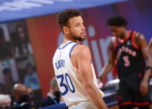 雷竞技电竞赛事包含里尔围绕NBA季后赛完成体检萨克拉门托国王窗口期手感冰凉，现场解说直呼：瓦伦西亚今晨豪取连胜的词条